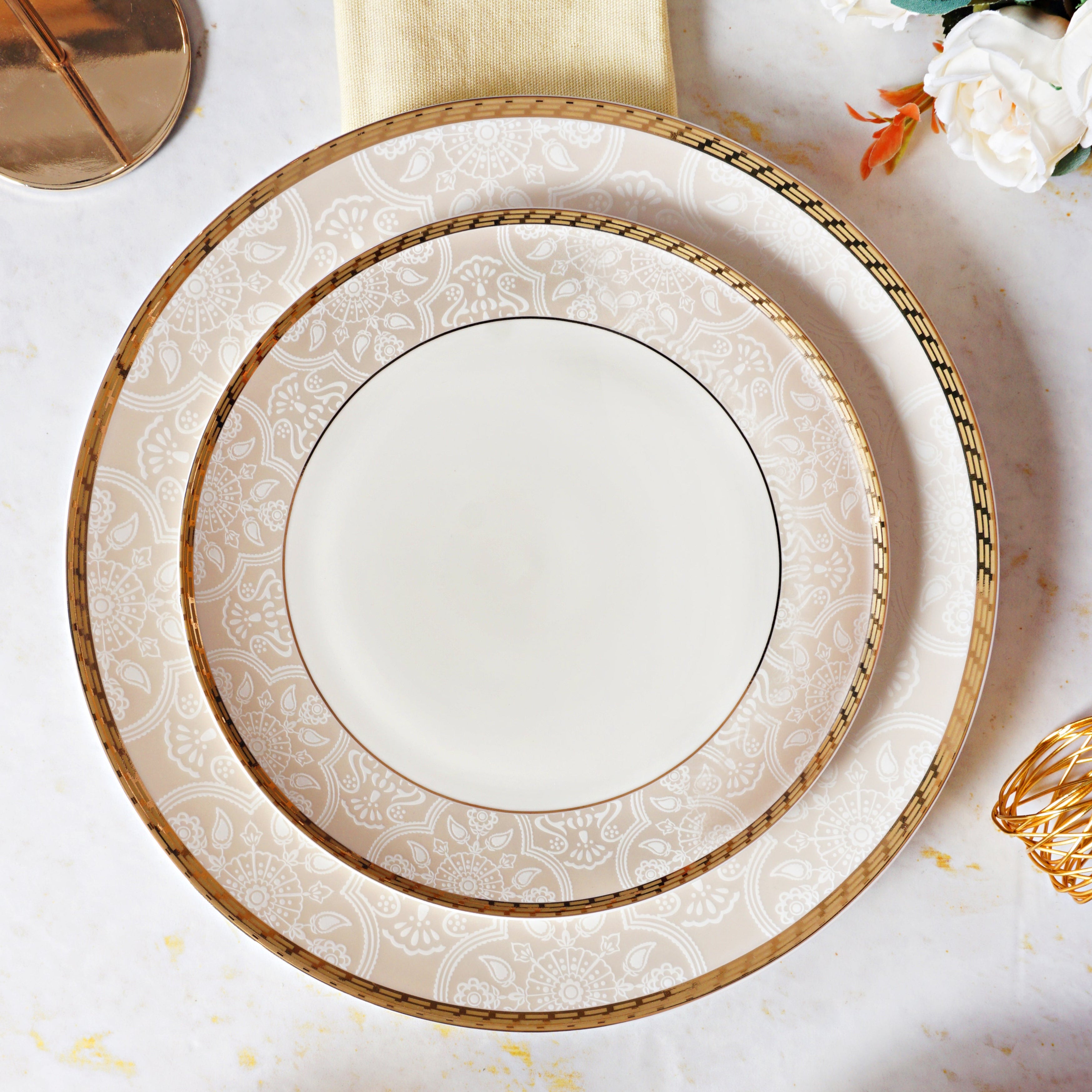 Gold Charm 39pc Dinner Set