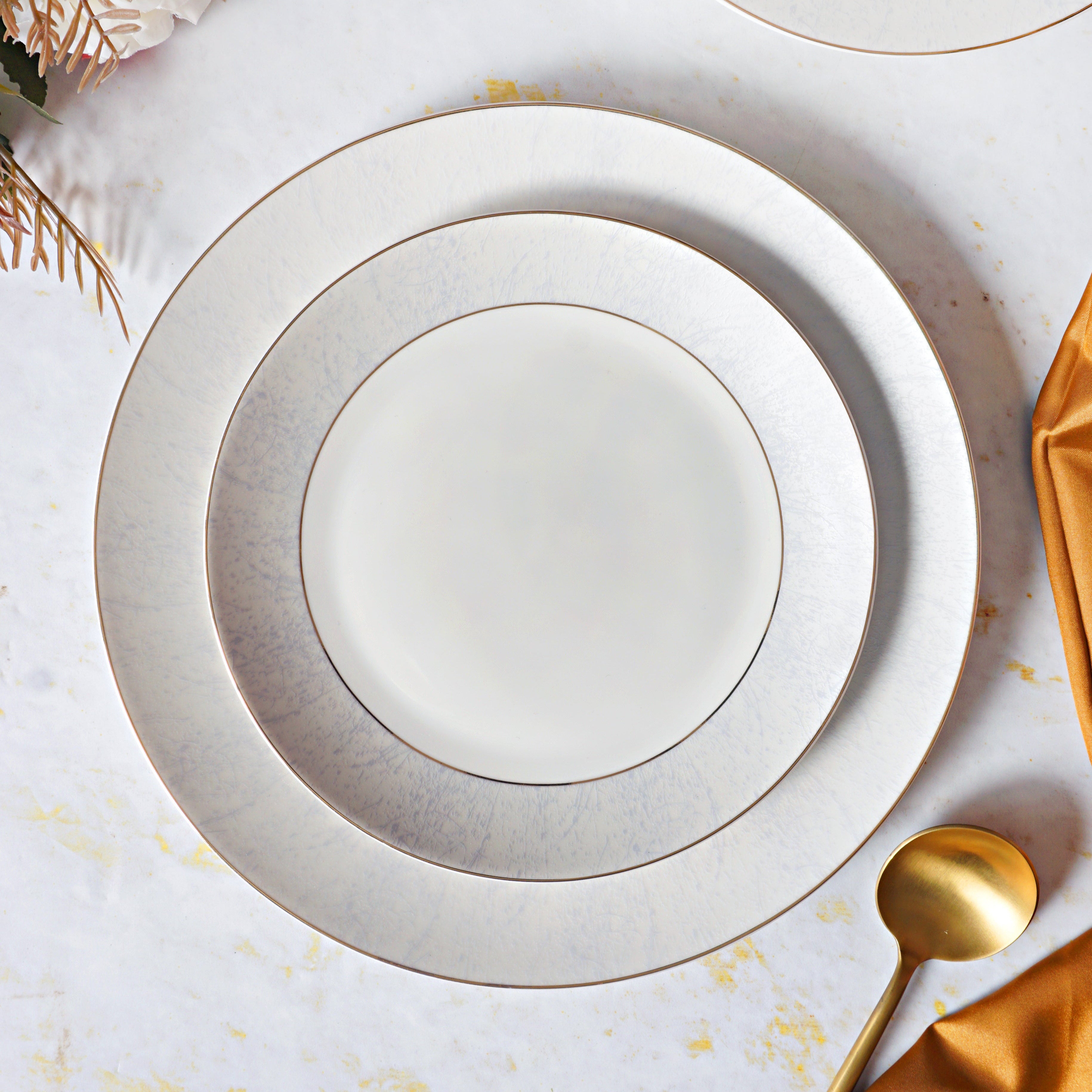 Exquisite Allure 39pc Dinner Set