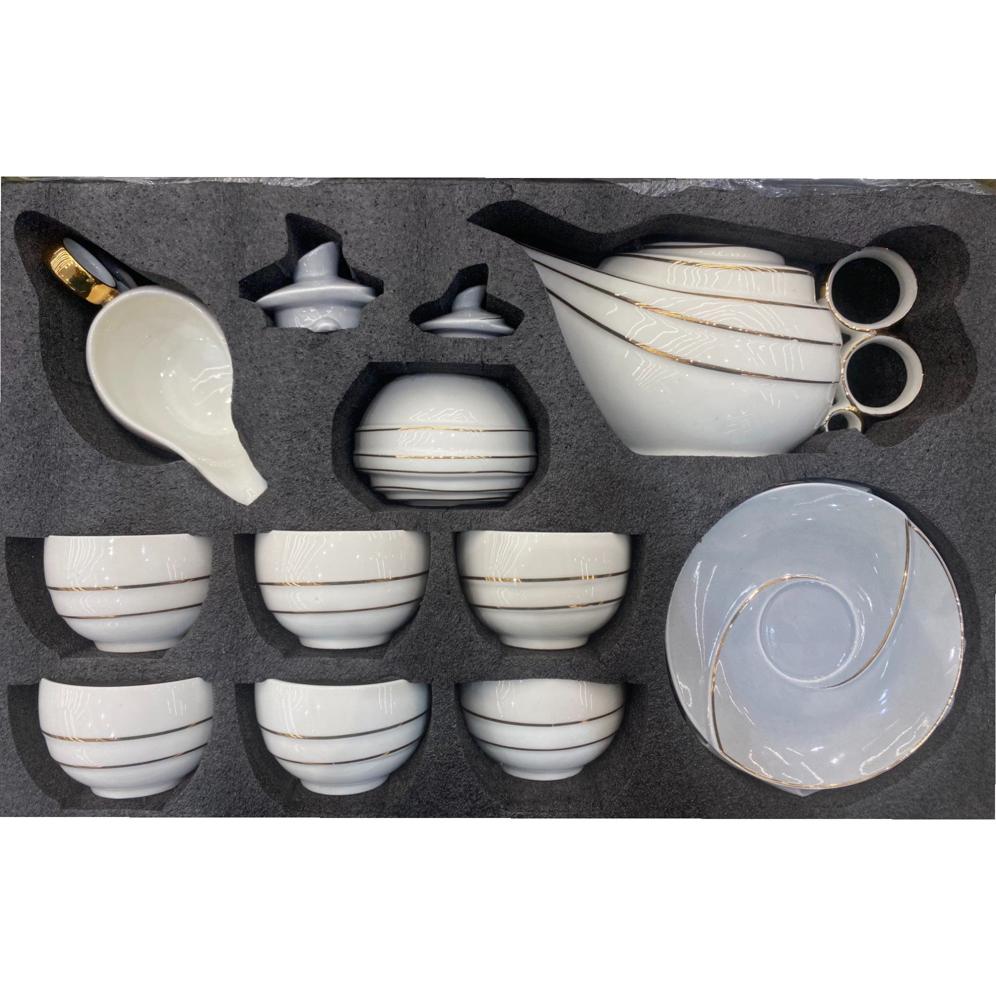The Crown Jewel - 15Pc Luxury Tea Set