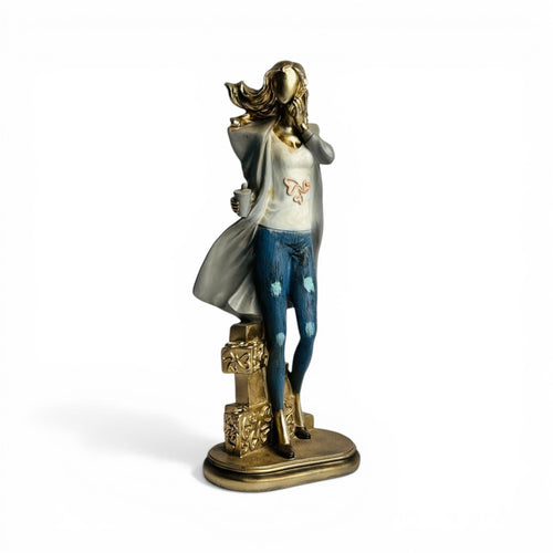 Elegant Lady Decor Showpiece