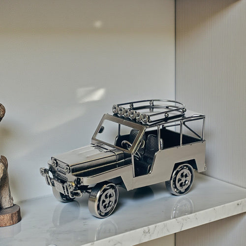 Elite Craft Luxury Metal Car Showpiece