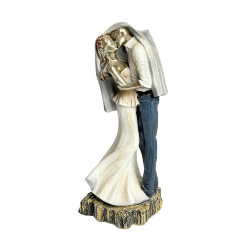 Luxury Couple Wedding Figurine