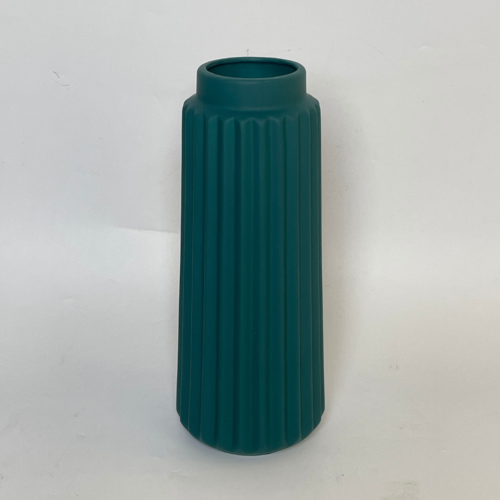 Signature Home Collection Vase