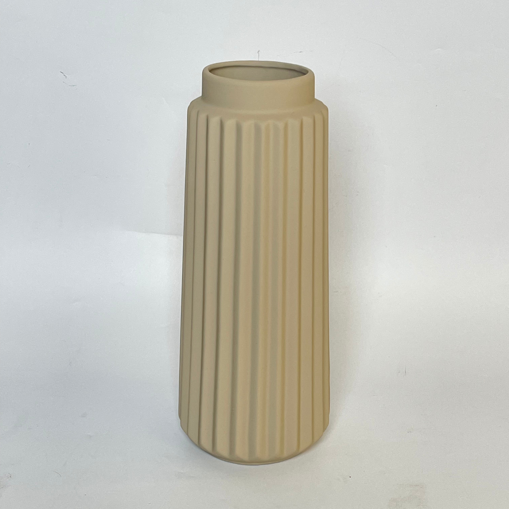 Signature Home Collection Vase