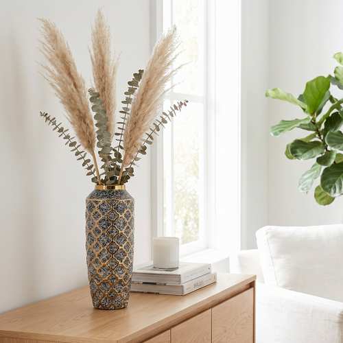 Elegant Geometric Textured Gold Accent Vase