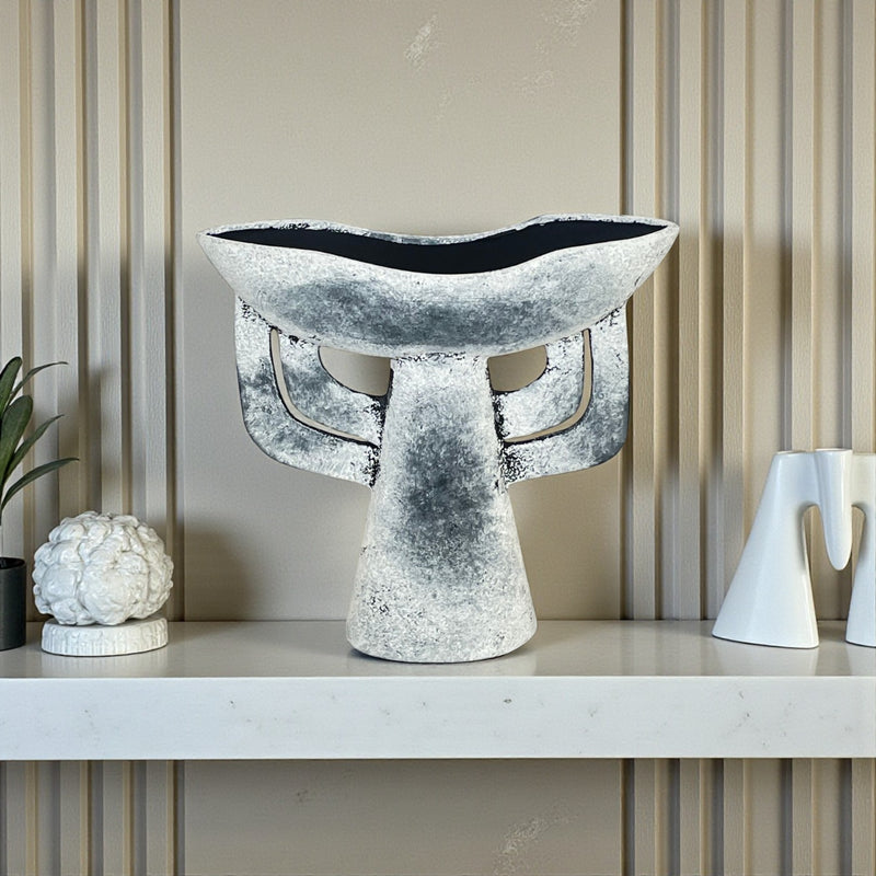 Classic Charm Vase