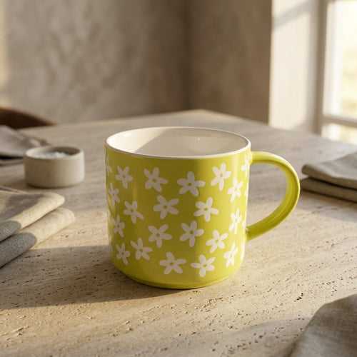 Vintage Daisy Flower Patterned Coffee Mugs