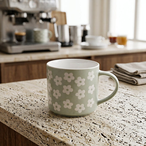 Vintage Daisy Flower Patterned Coffee Mugs