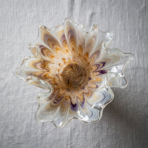 Elegant Wavy Rim Decor Vase
